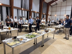 懇親会にて（10／11）